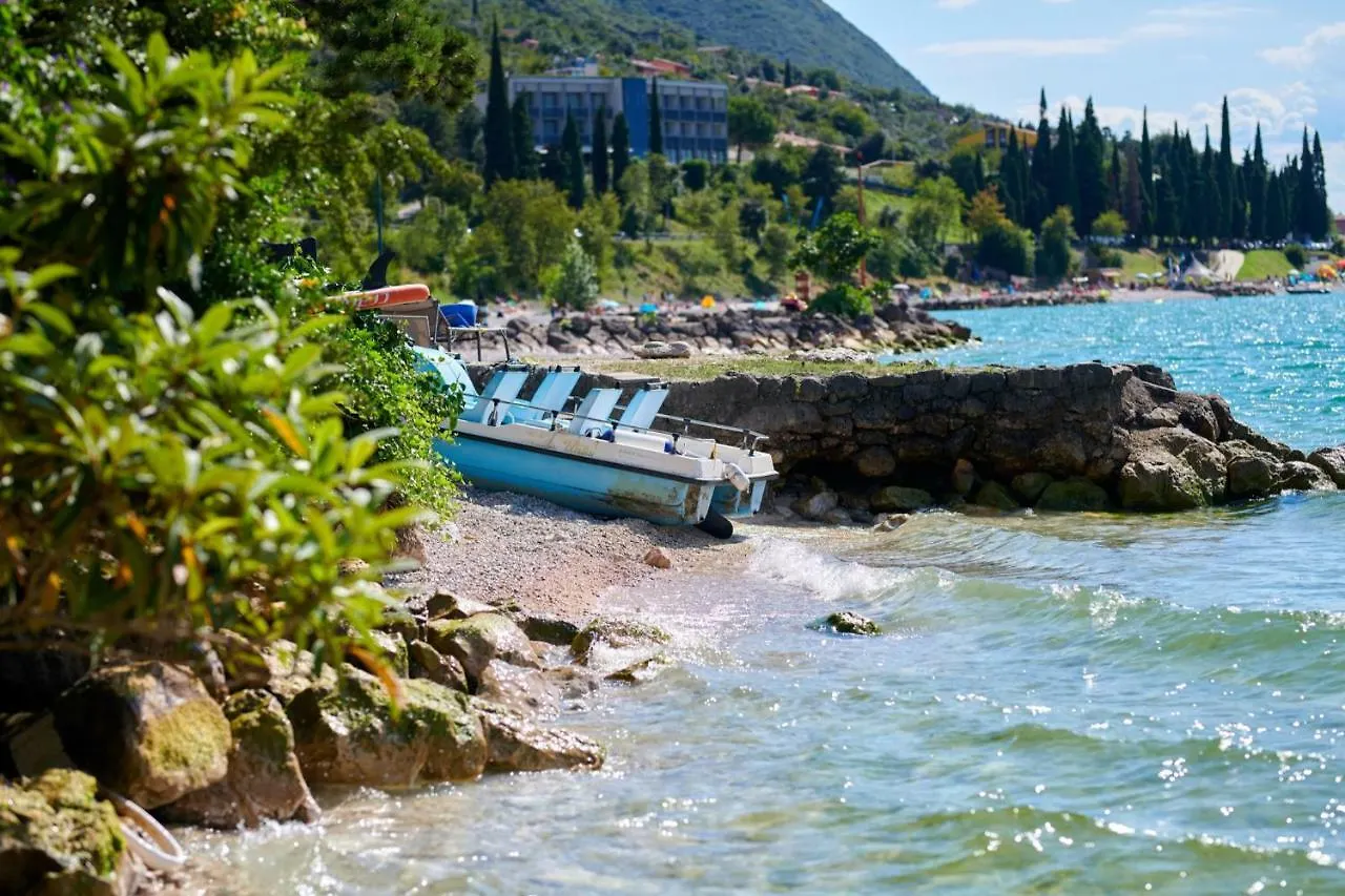 Albergo Campeggio Bommartini Malcesine 0*,