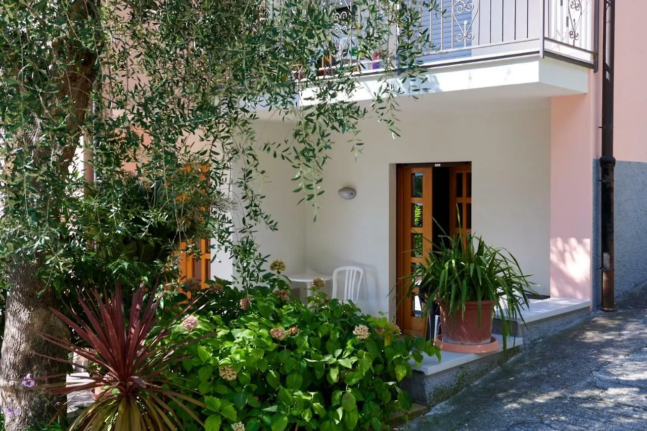 Albergo Campeggio Bommartini Malcesine 0*,